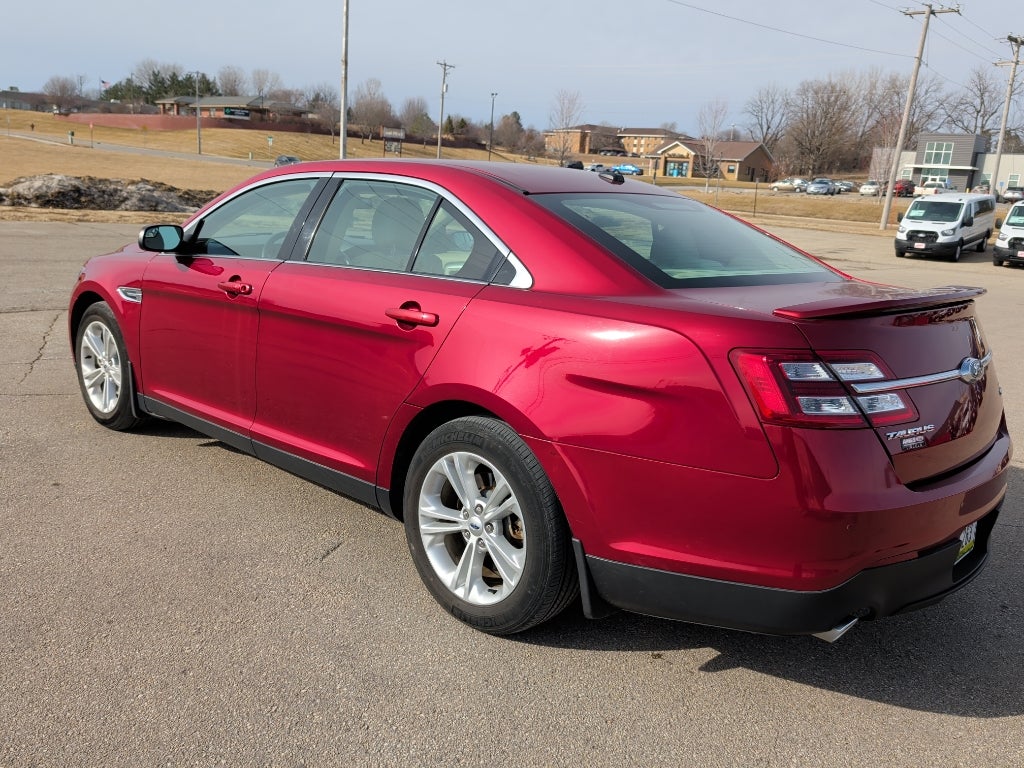 2019 Ford Taurus SEL