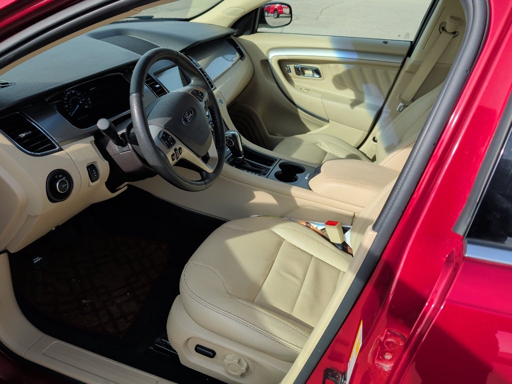 2019 Ford Taurus SEL