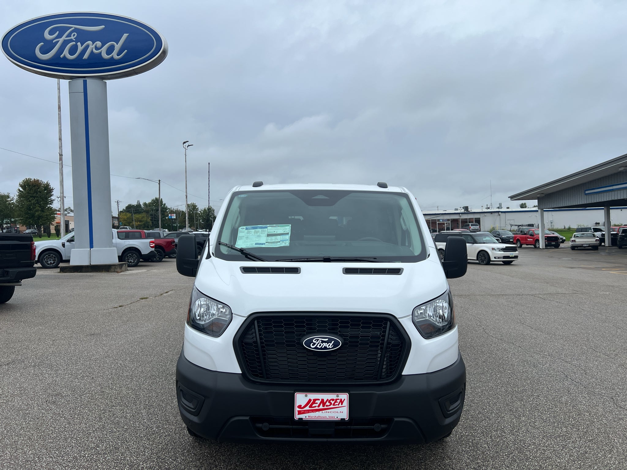 2027 Ford Transit Wagon XL 15 Pass