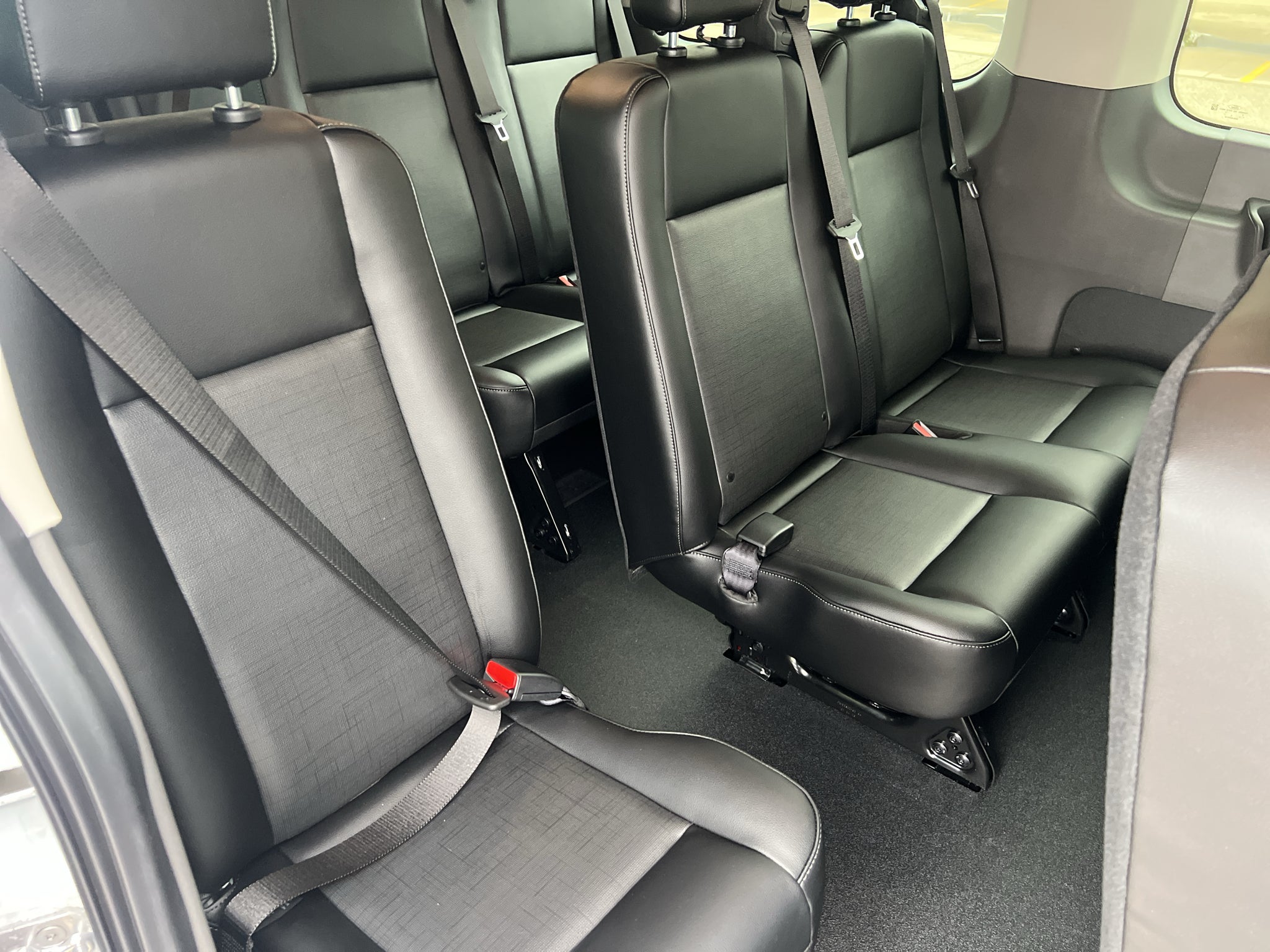 2027 Ford Transit Wagon XL 15 Pass