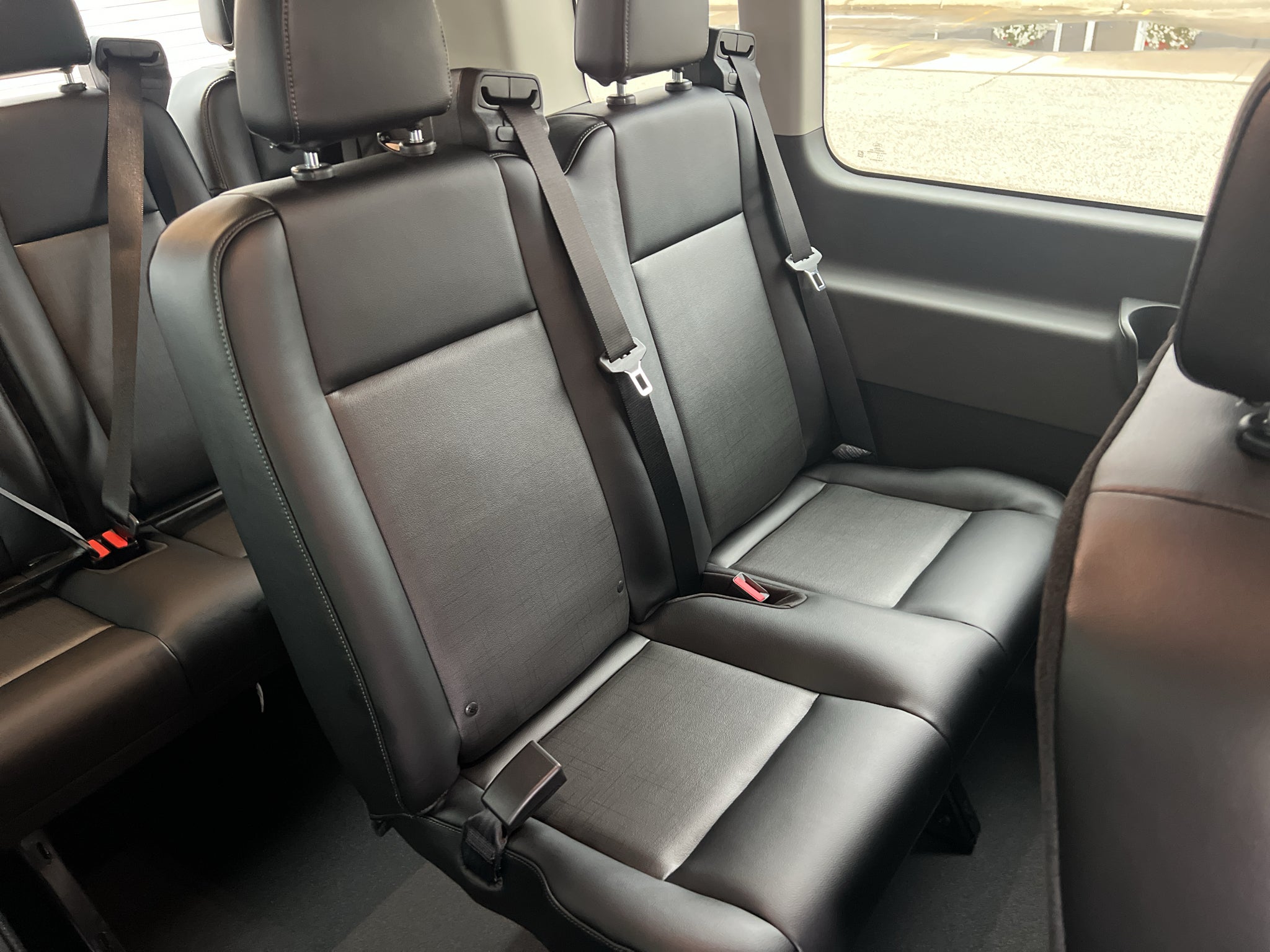 2027 Ford Transit Wagon XL 15 Pass
