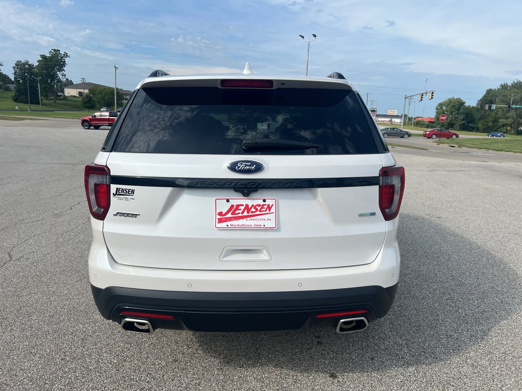2016 Ford Explorer Sport