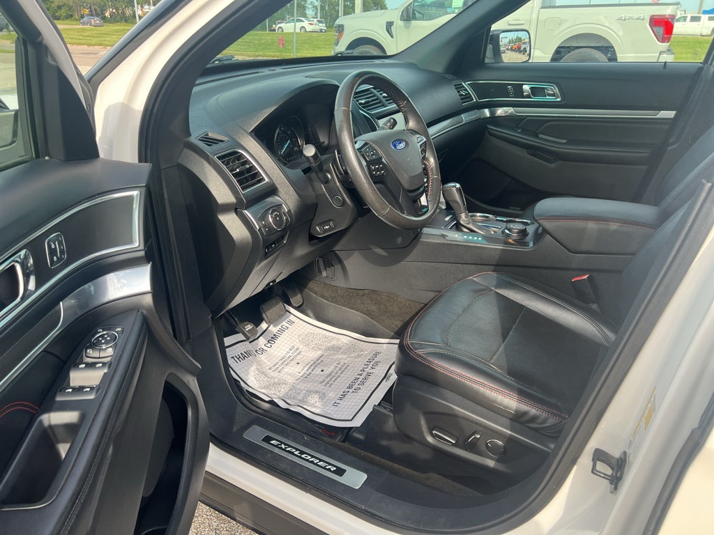 2016 Ford Explorer Sport