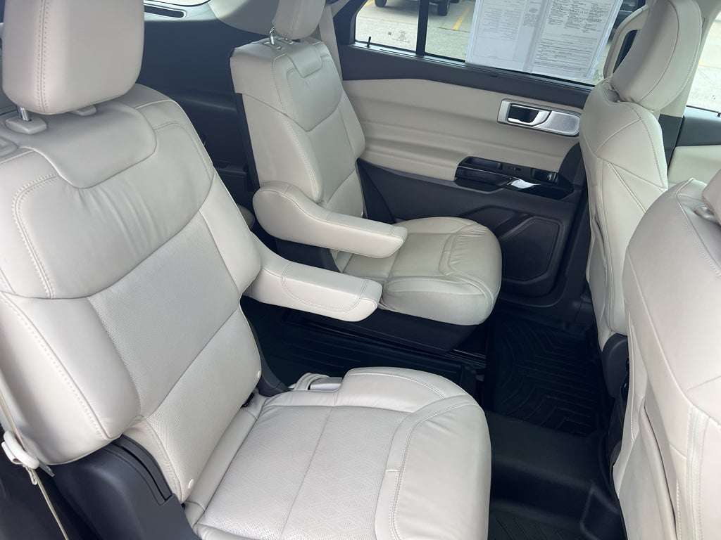 2023 Ford Explorer Platinum