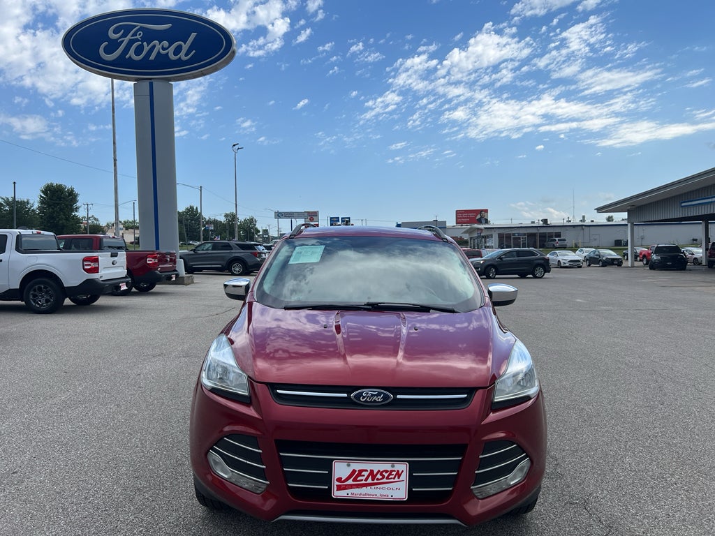 Used 2016 Ford Escape SE with VIN 1FMCU0G91GUC42459 for sale in Marshalltown, IA