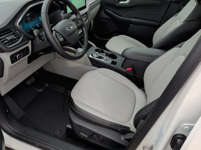 2026 Ford Escape Platinum