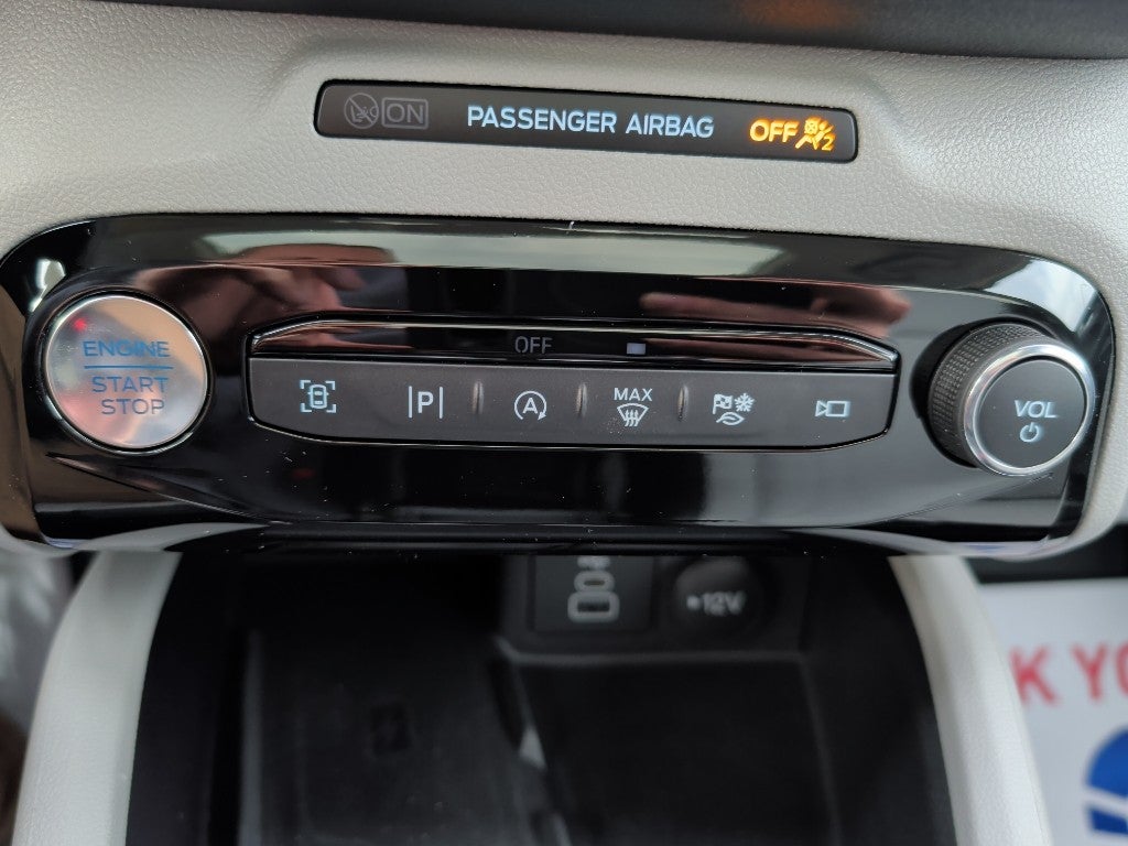 2026 Ford Escape Platinum