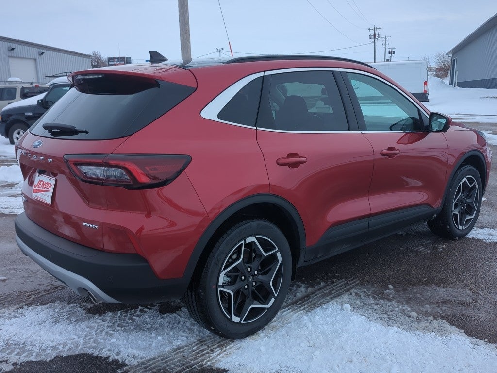 2026 Ford Escape Platinum