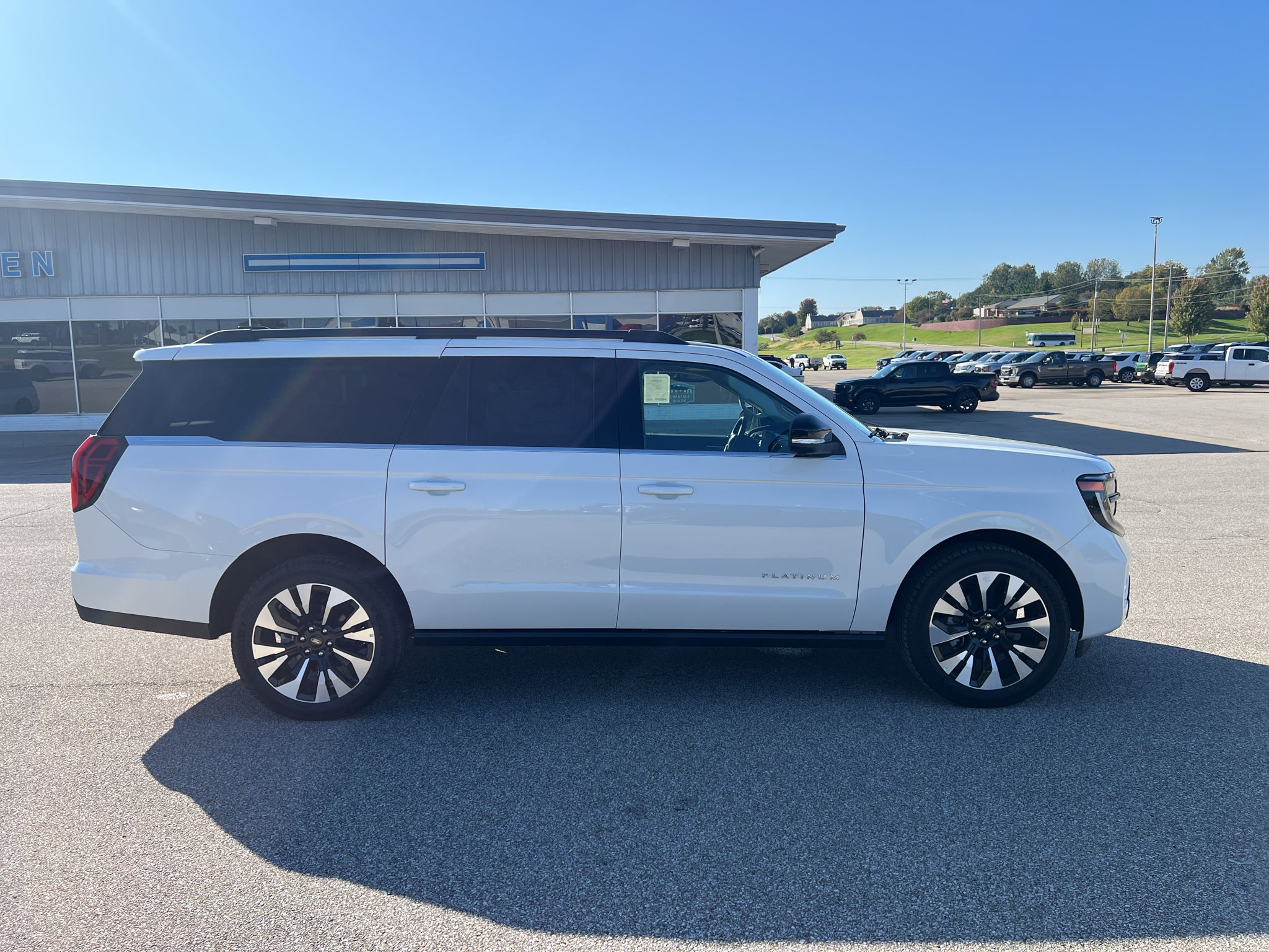 2027 Ford Expedition MAX Platinum