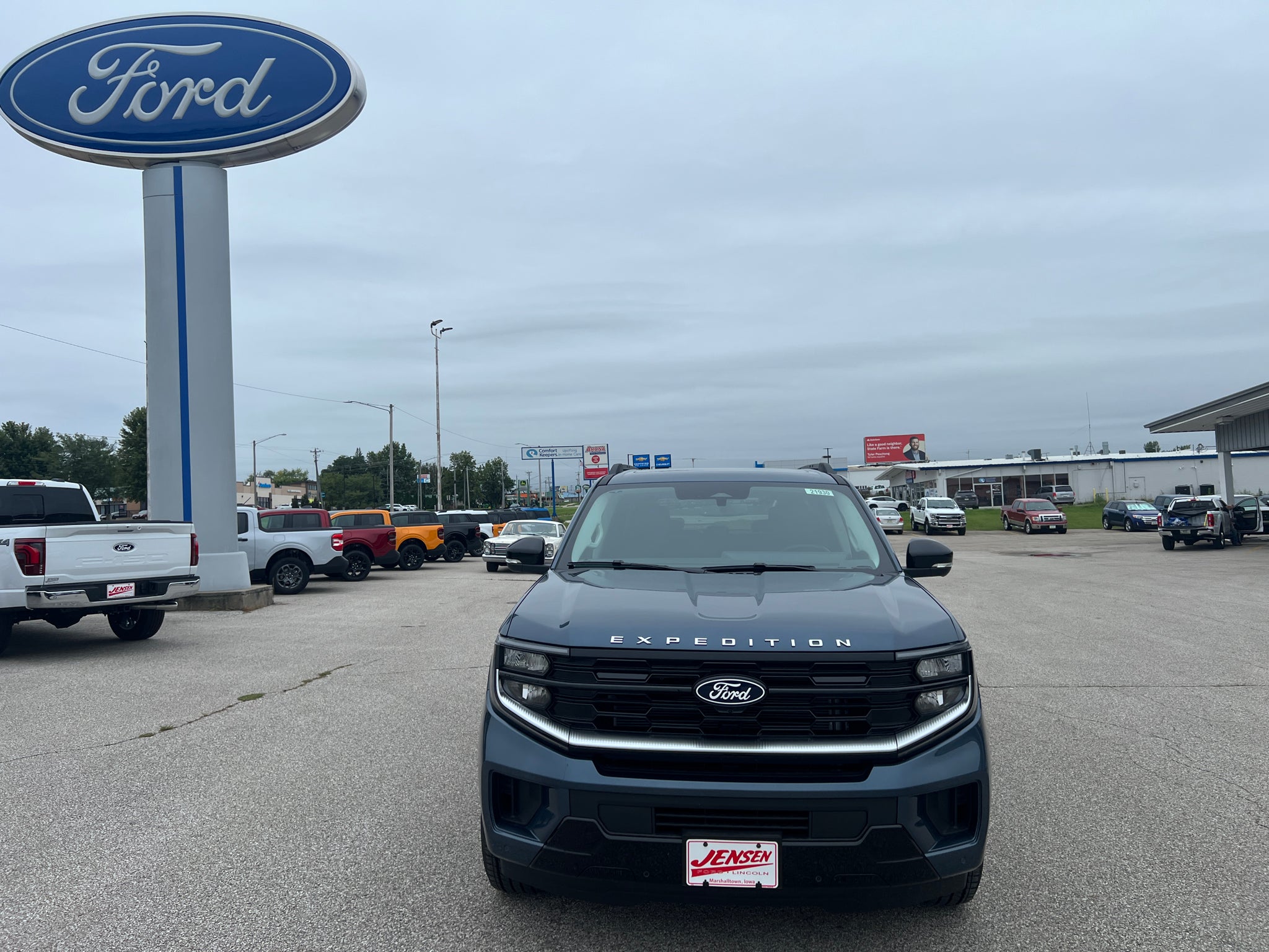 2027 Ford Expedition Platinum