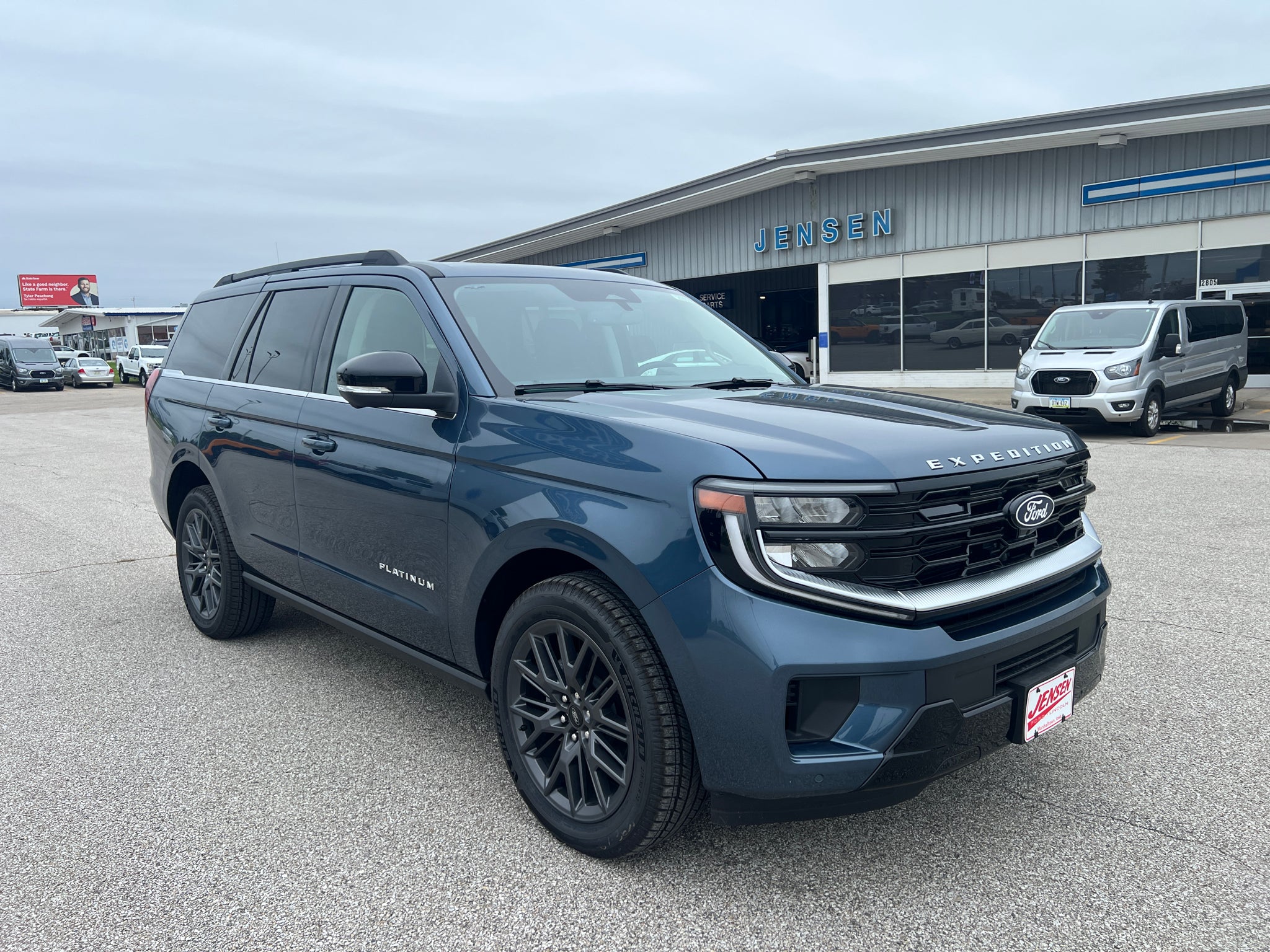 2027 Ford Expedition Platinum
