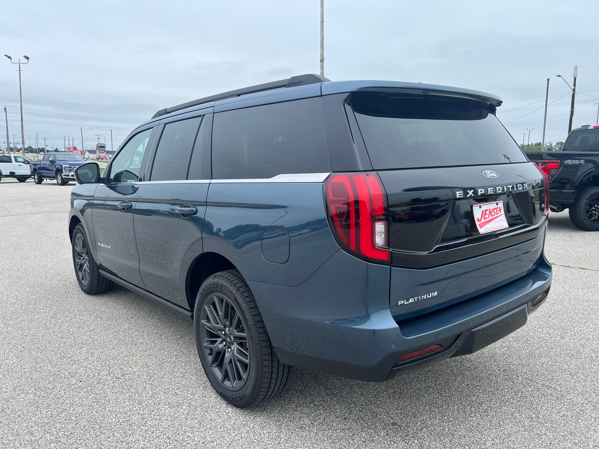 2027 Ford Expedition Platinum