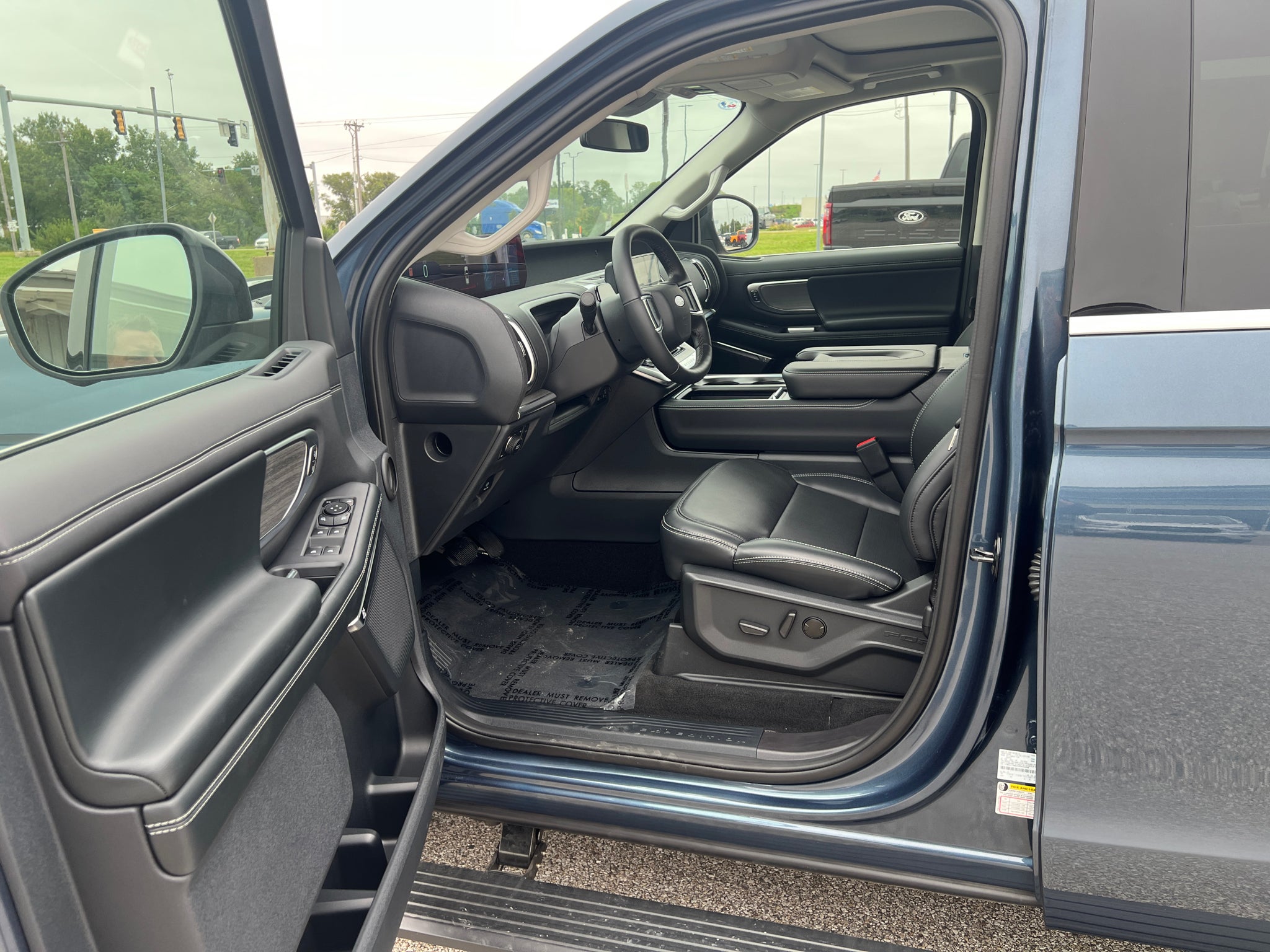 2027 Ford Expedition Platinum