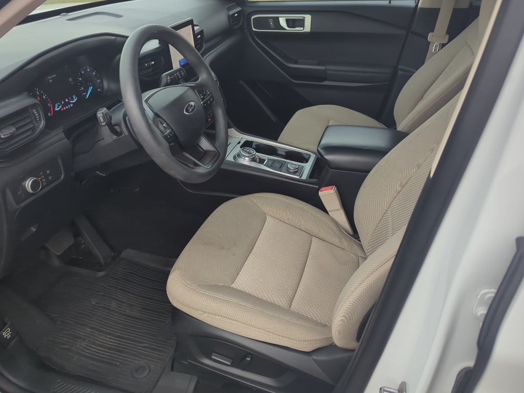 2020 Ford Explorer Base