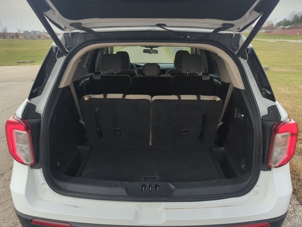 2020 Ford Explorer Base