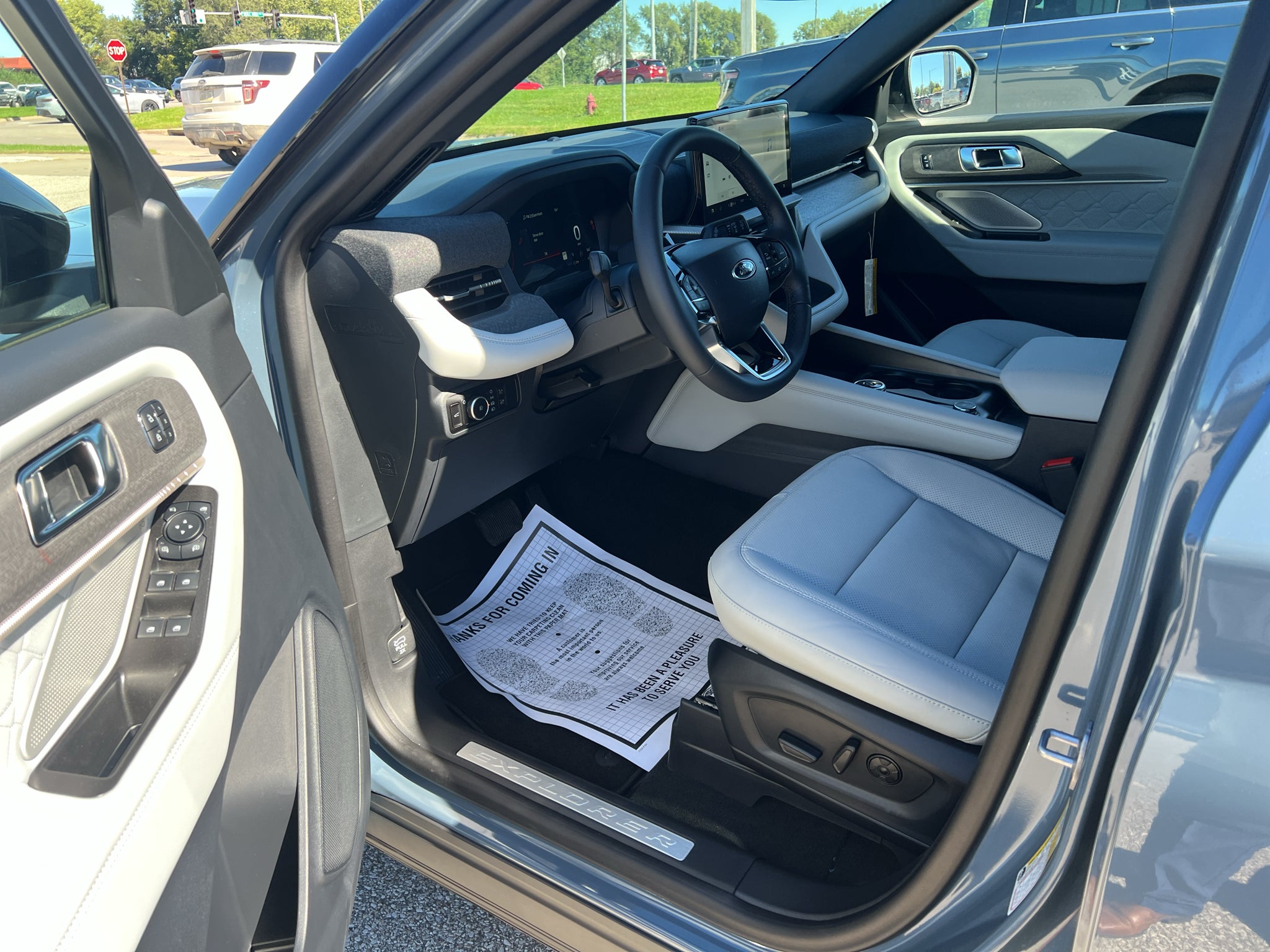 2027 Ford Explorer Platinum