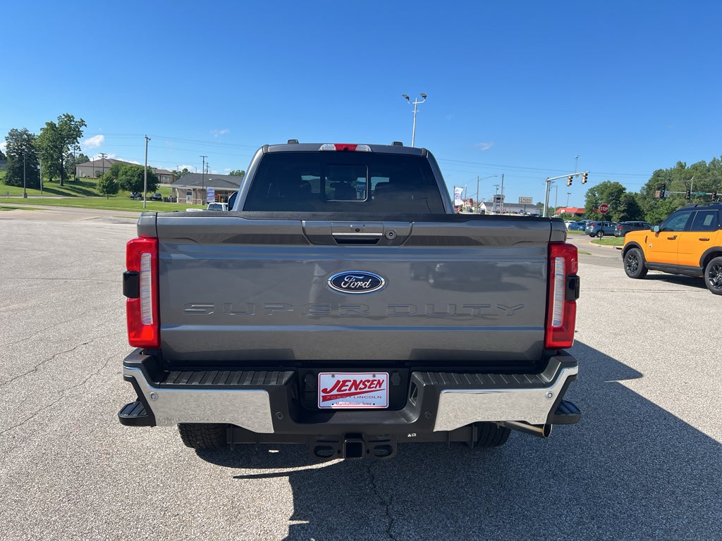 2023 Ford F-350 LARIAT
