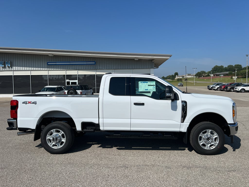 2026 Ford F-350 XLT