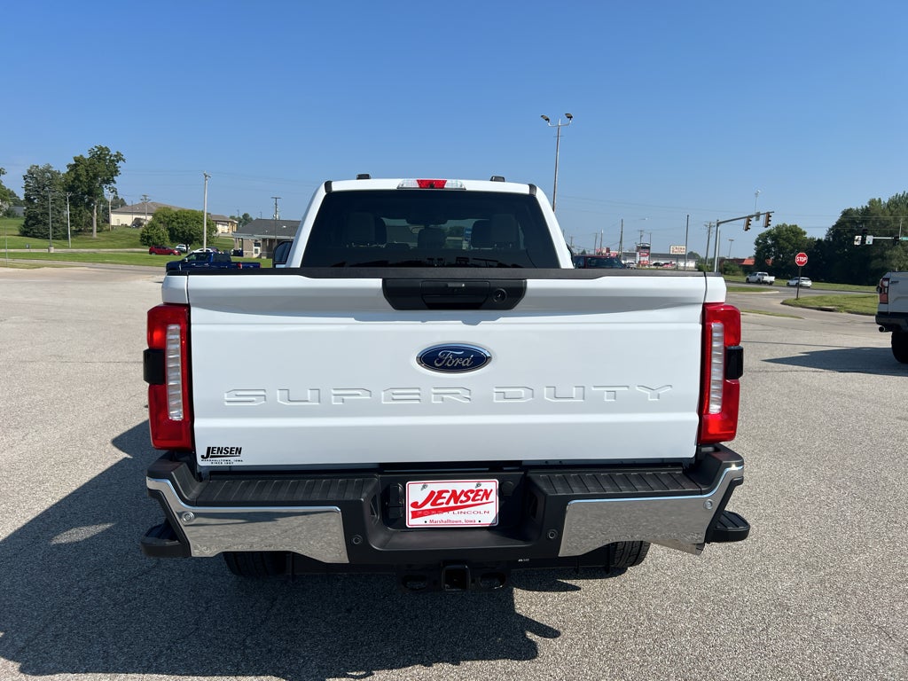 2026 Ford F-350 XLT