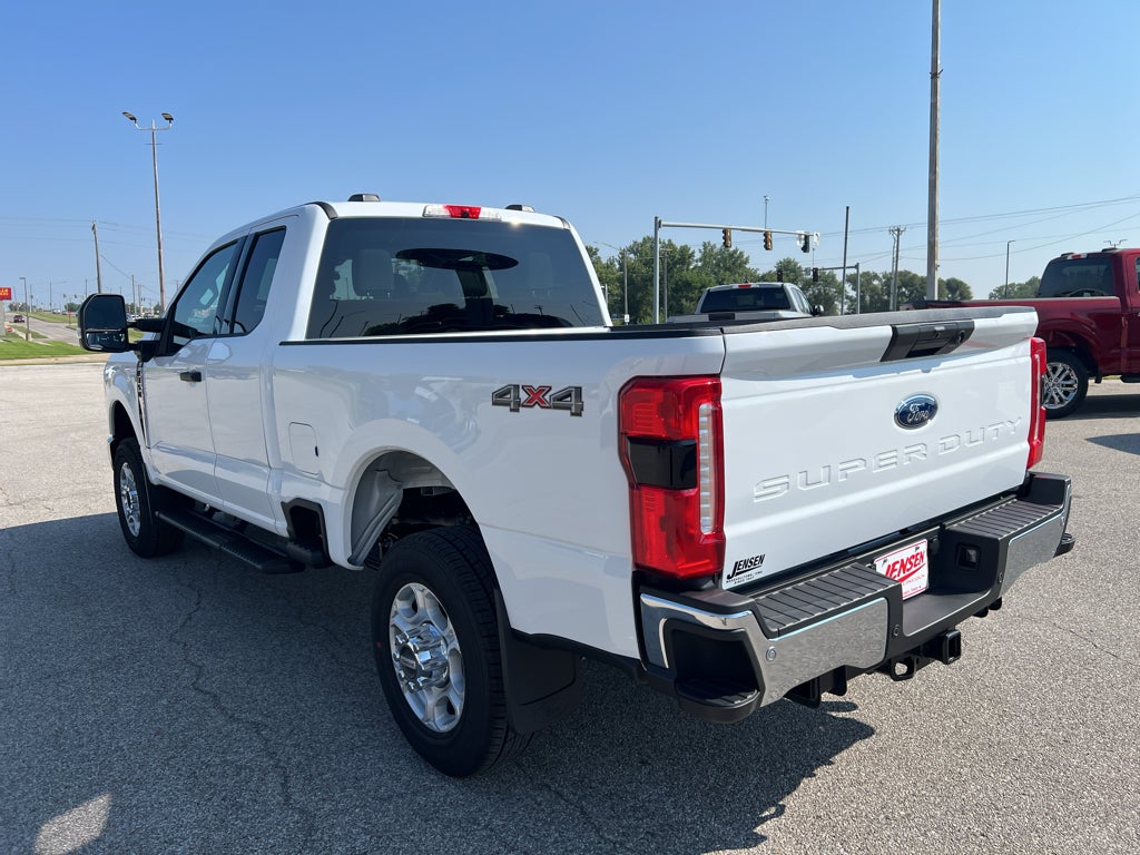 2026 Ford F-350 XLT