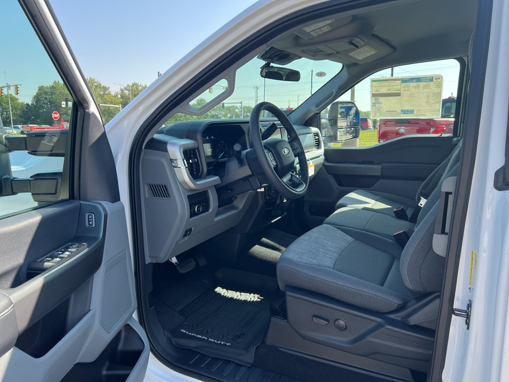 2026 Ford F-350 XLT
