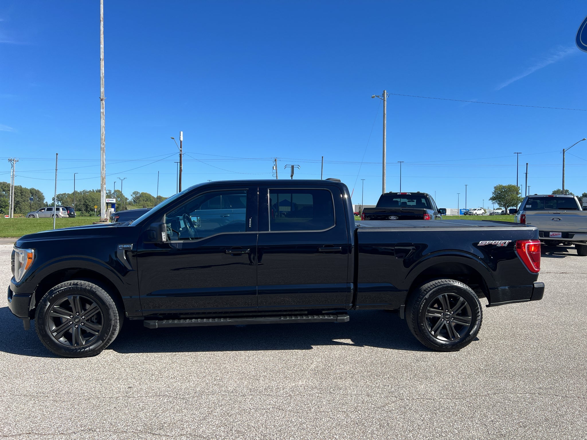 2021 Ford F-150 XLT 6.5' BOX!