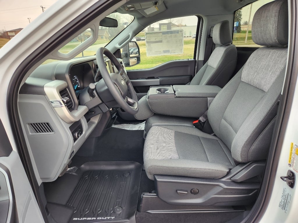 2026 Ford F-350 XLT