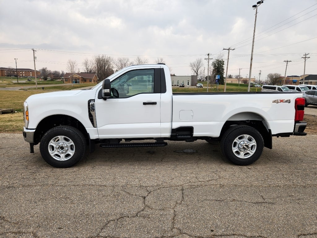 2026 Ford F-350 XLT