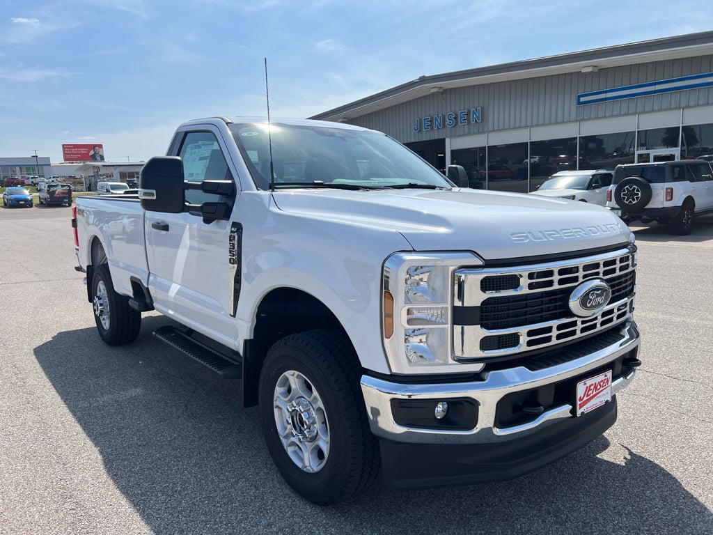 2026 Ford F-350 XLT