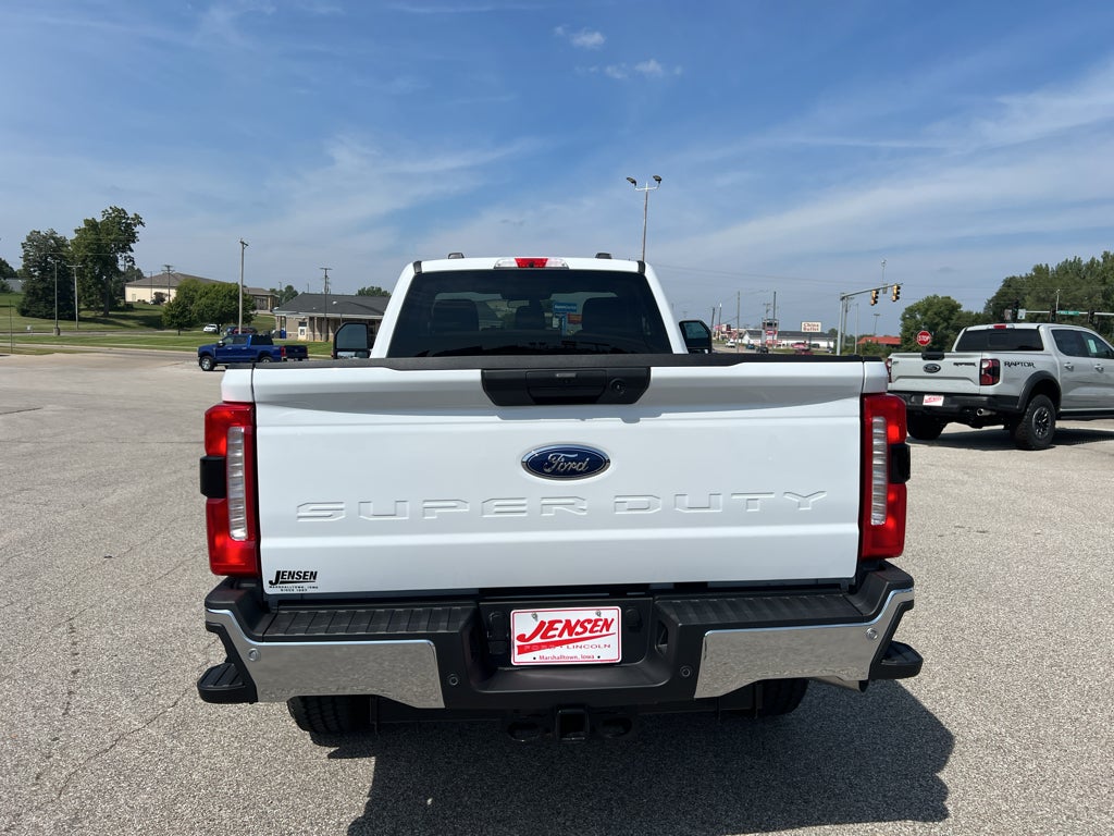 2026 Ford F-350 XLT