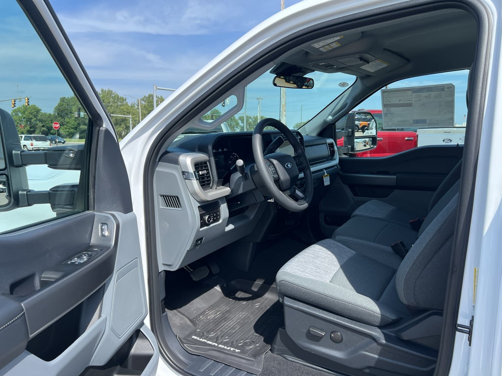 2026 Ford F-350 XLT