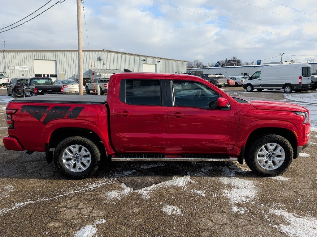 2022 Nissan Frontier SV