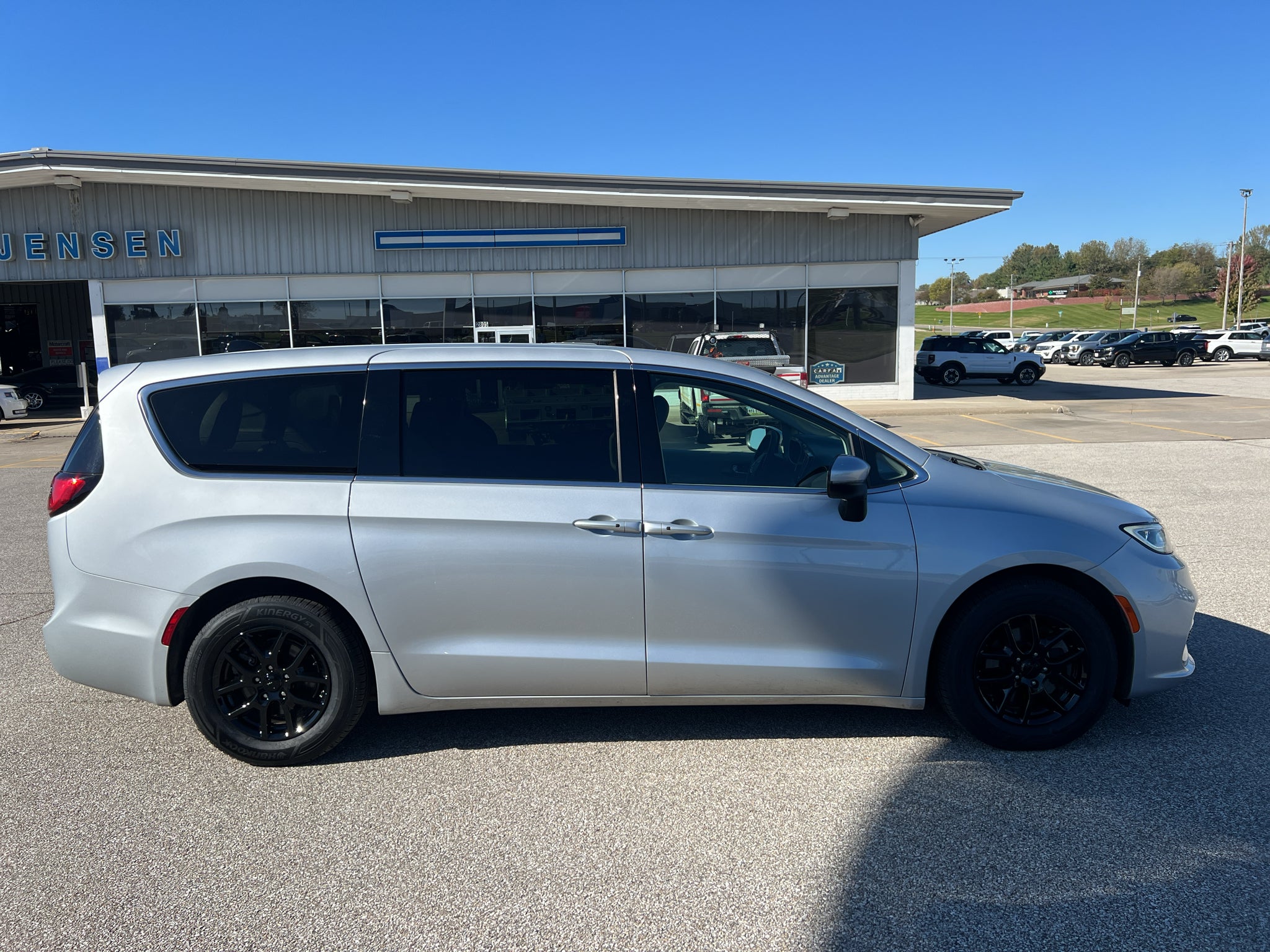 2023 Chrysler Pacifica Touring L