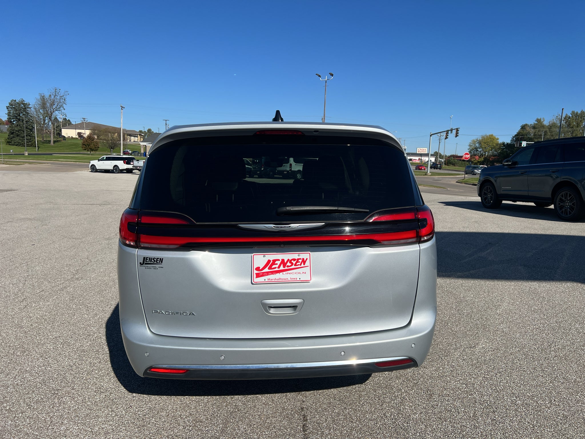 2023 Chrysler Pacifica Touring L