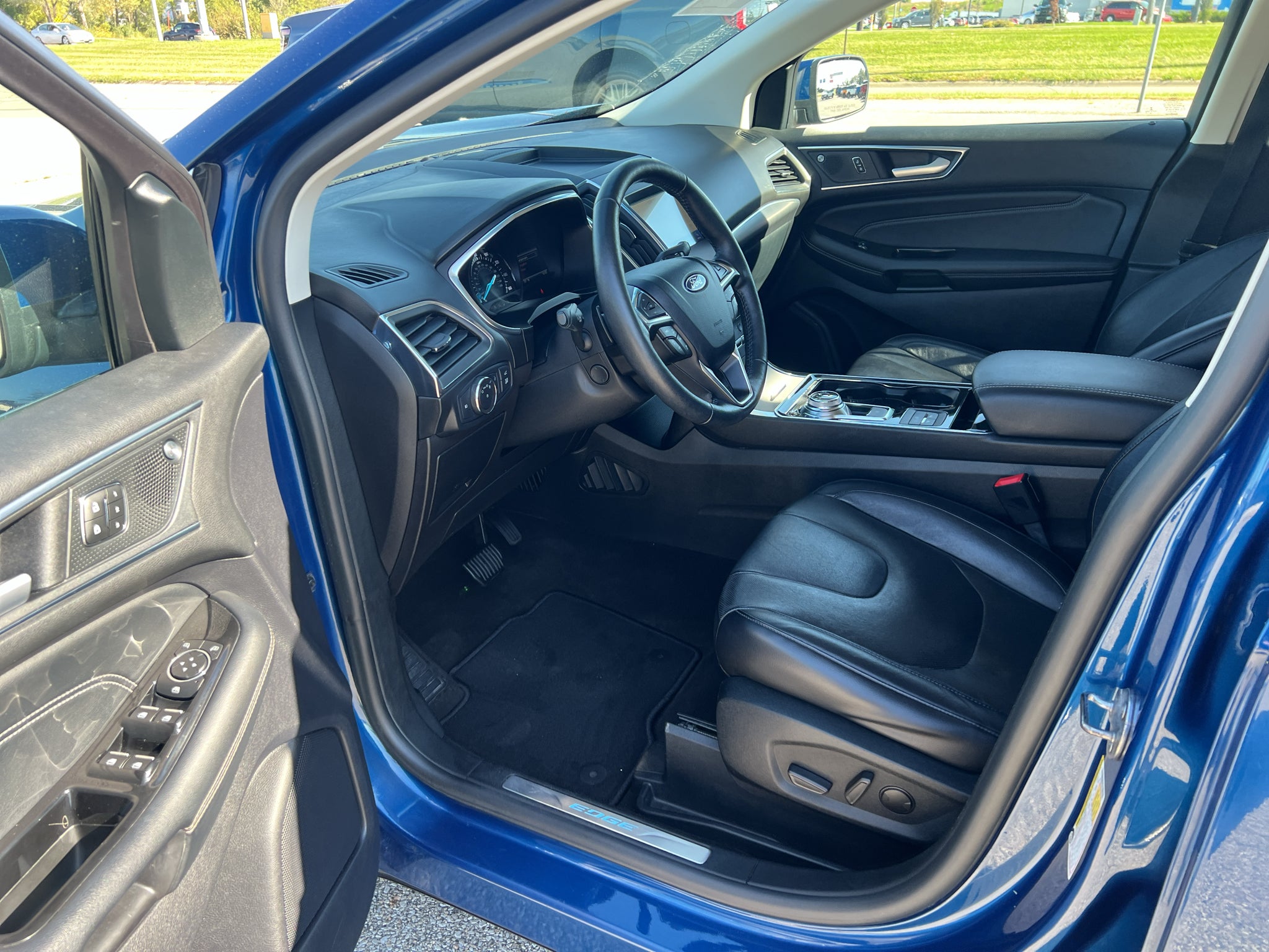 2020 Ford Edge Titanium