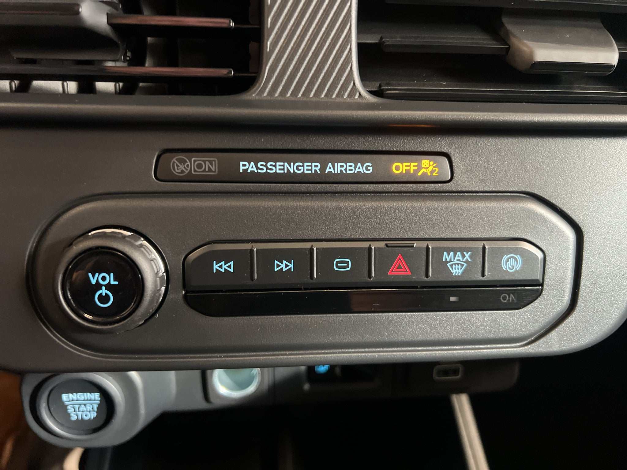 2026 Ford Maverick XLT AWD Hybrid