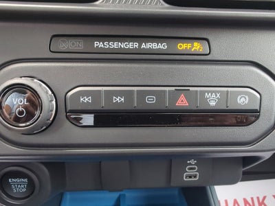 2025 Ford Maverick XLT HYBRID AWD